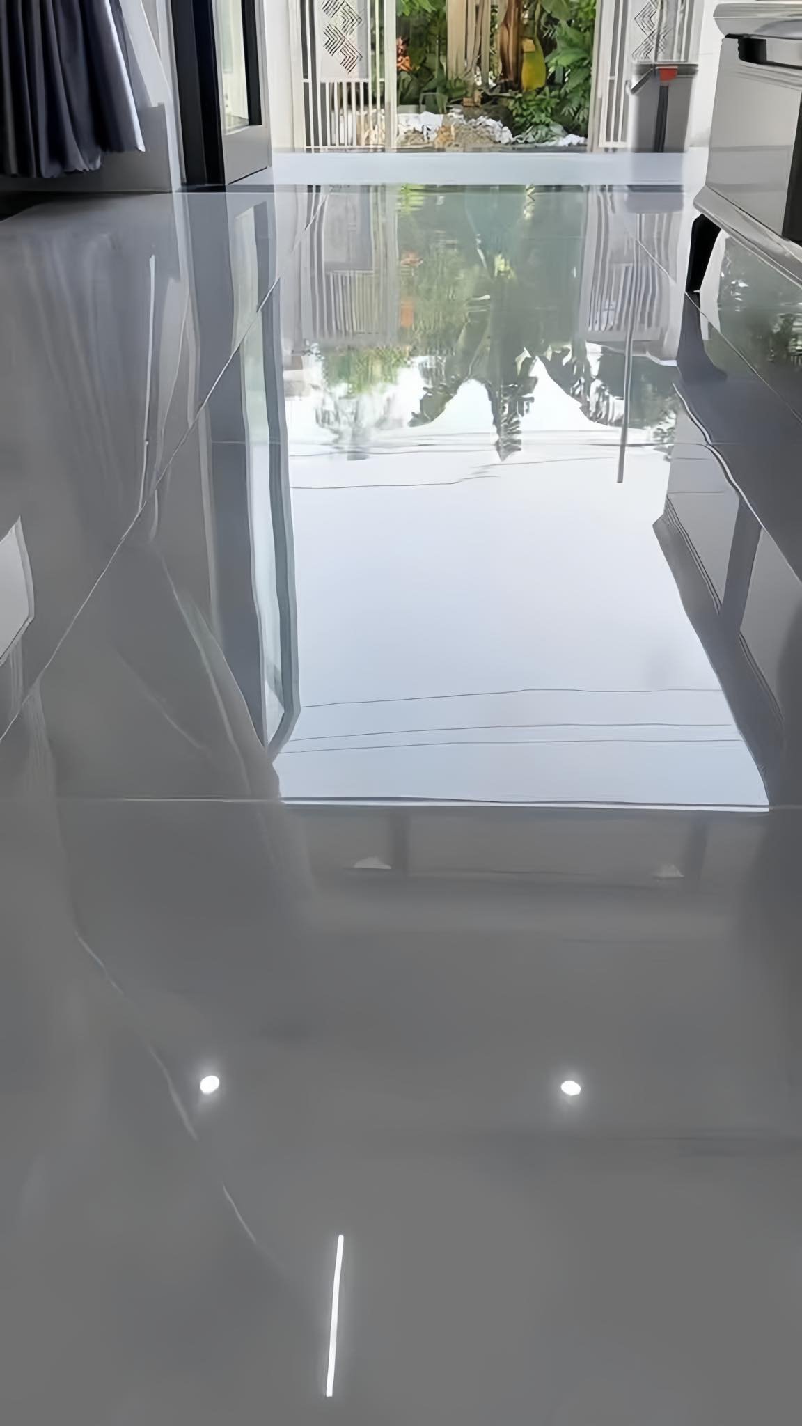 ถูพื้นยังไงให้เงาวับ? แจกสูตรลับพื้นใส ไม่เหนียวเท้า สำหรับบ้านและวิลล่าในเกาะสมุย