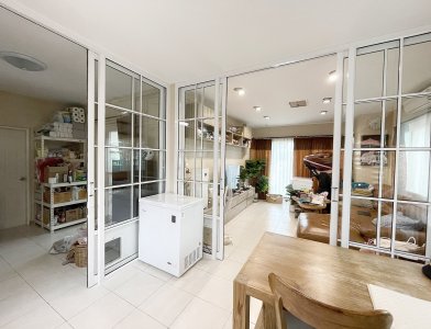 จำหน่ายและติดตั้งกระจก กระจกสั่งตัด กระจกกั้นห้อง กาะสมุย - รูปที่ 2