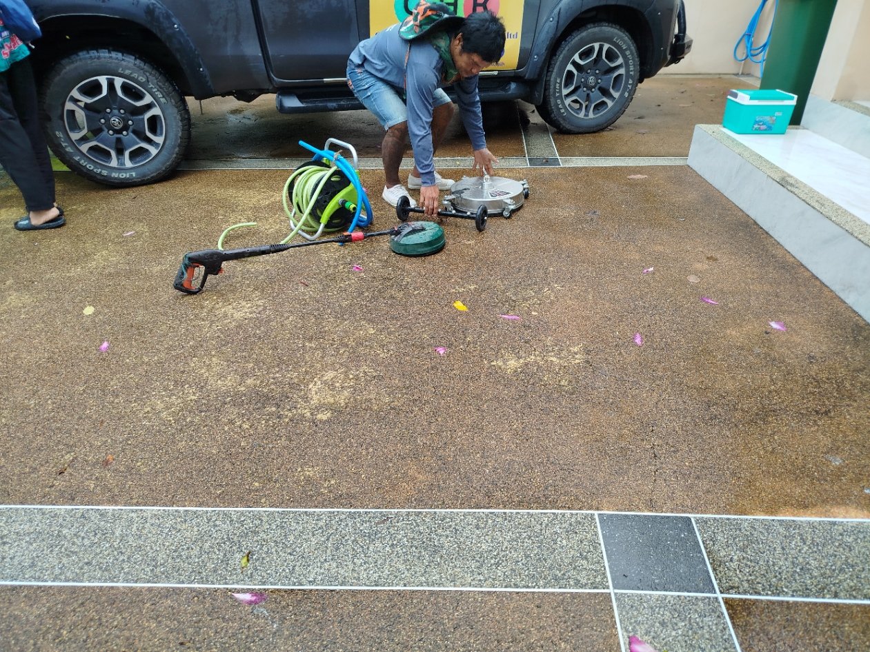 บริการทำความสะอาดพื้น