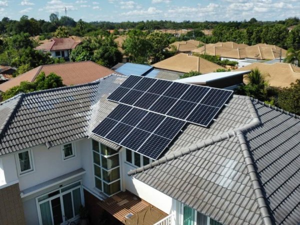 ติดตั้งระบบโซล่าเซลล์ออนกริด 5kW บ้านคุณดำรง, แม่น้ำ ซ. 5 เกาะสมุย