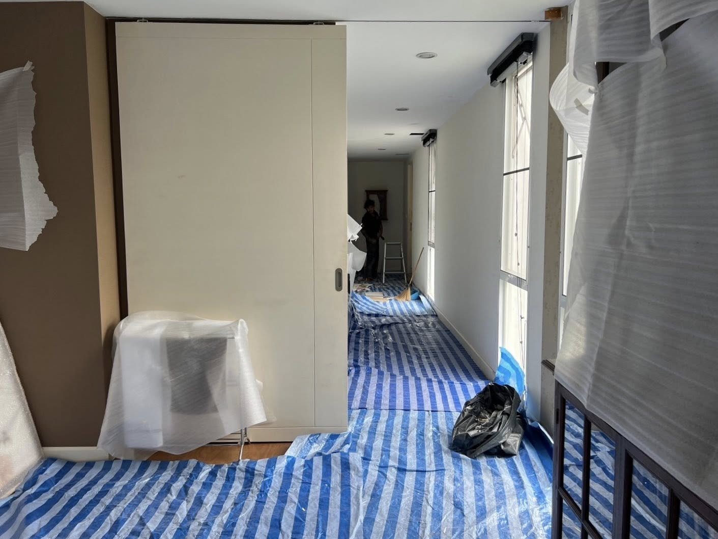 งานทาสีภายในใหม่ทั้งหลัง