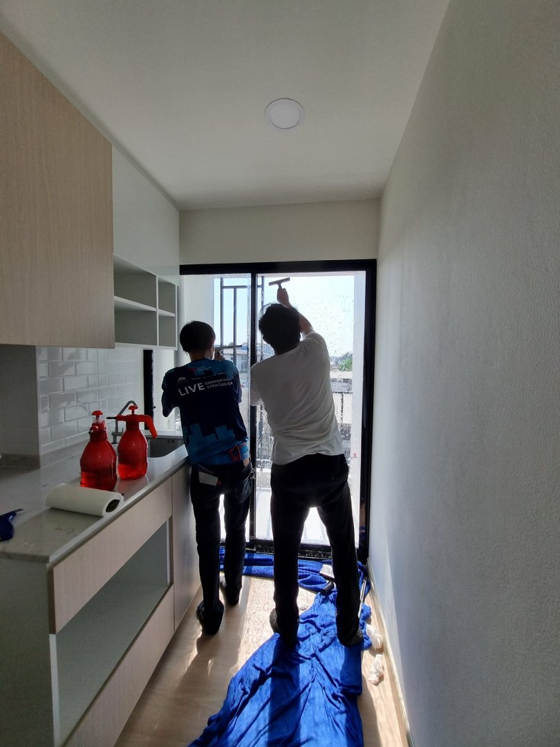 ติดตั้งฟิล์มกรองแสงบ้านพักอาศัย คุณ Paris ซอยเขาพระ บ่อผุด เกาะสมุย