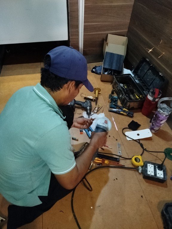 ซ่อมกลอนประตู Digital ปลายแหลม Blue Mango เกาะสมุย โดย CHK Structure and Service