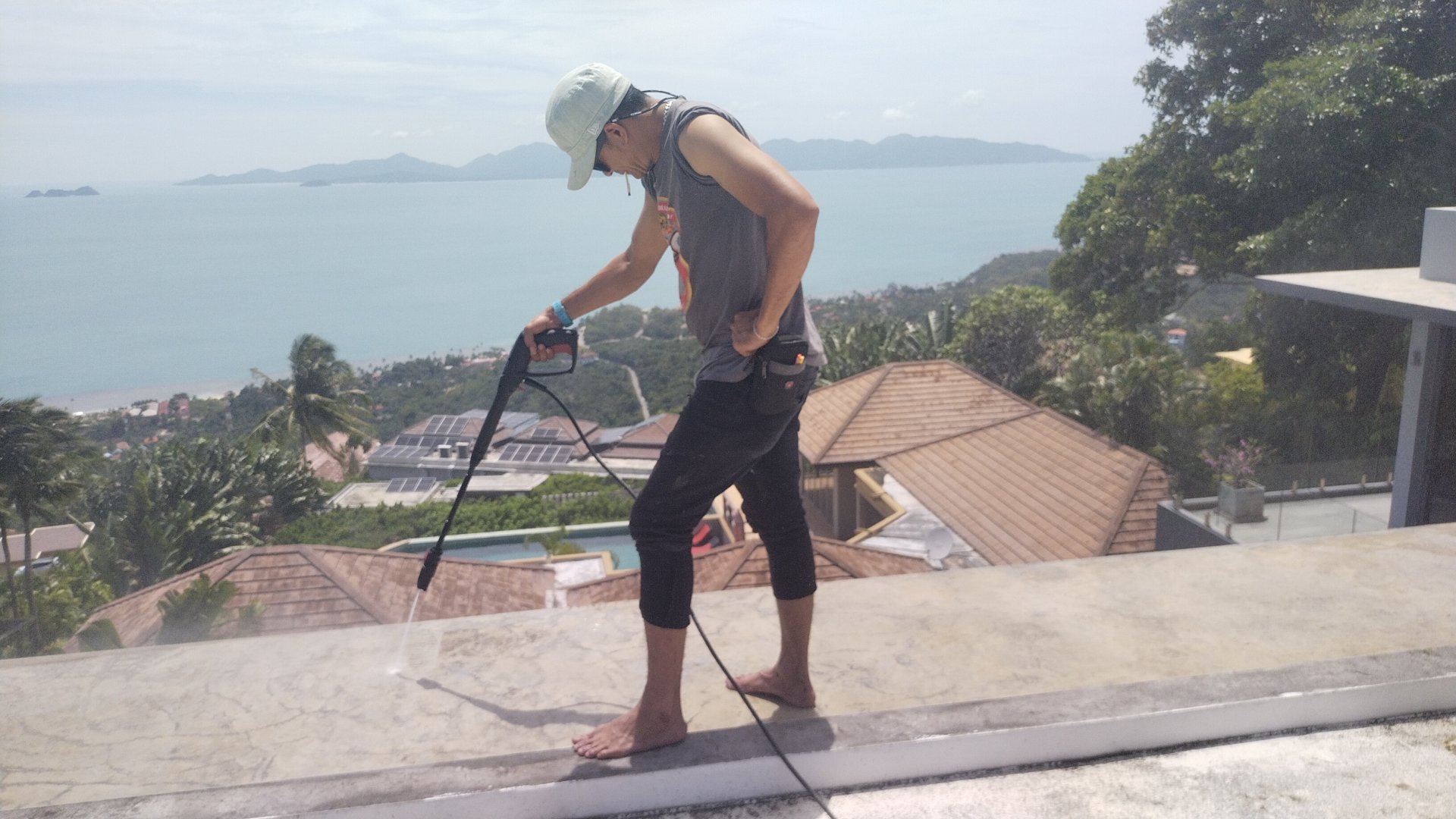 งานกันซึมดาดฟ้าบ้านพักตากอากาศคุณนุ่น บางปอ เกาะสมุย